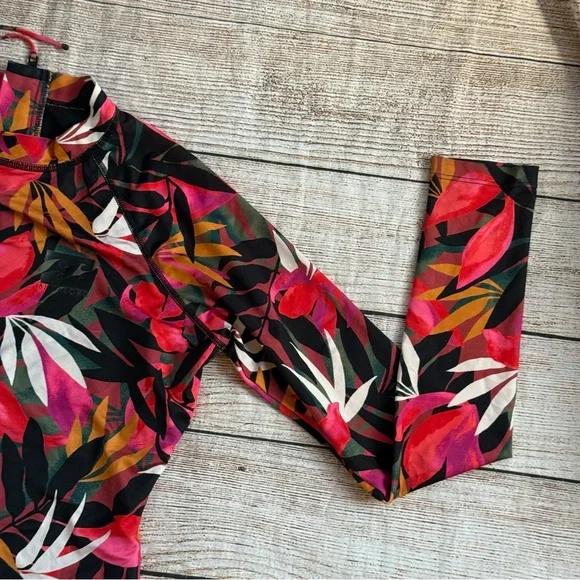 Billabong size large core mock neck long sleeve swim suit rash guard - Picture 5 of 15